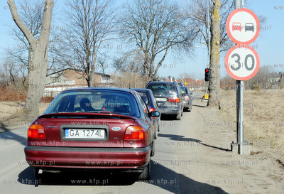 Gdynia. Remont ul. Chwarznienskiej
22.03.2011
Fot....