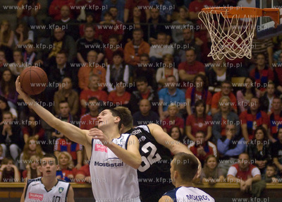 Energa Czarni Slupsk kontra AZS Politechnika Warszawska...