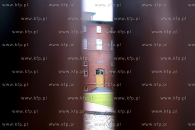 Czterech wychowankow zakladu poprawczego w Chojnicach...