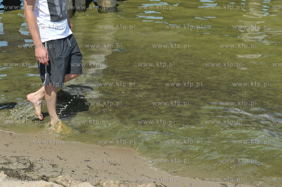 Sopot. Plaza. Zakaz kapieli w wodach Zatoki Gdanskiej...