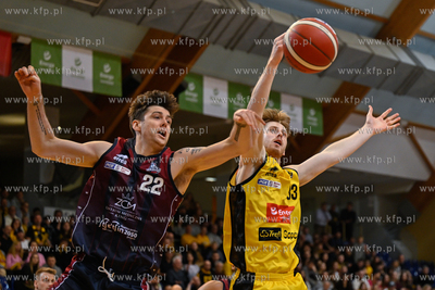Hala 100 lecia Sopotu. Różowy mecz Energa Trefl Sopot...