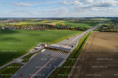 Bramki na autostradzie A1 w Rusocinie. 11.05.2017 fot....