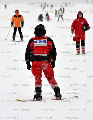 Stok narciarski w Przywidzu na Kaszubach. Na miejscu...