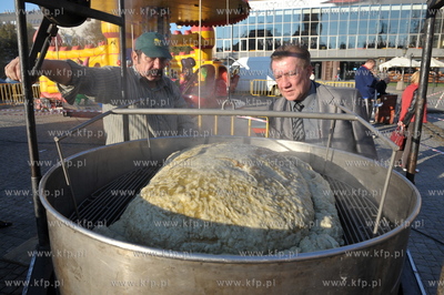 IX Gdanskie Swieto Pieroga na Targu Weglowym w Gdansku....
