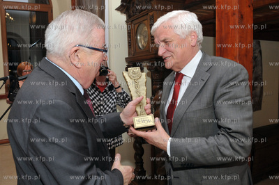 Uroczystosc wreczenia Gminnej Nagrody Sucovia gminy...