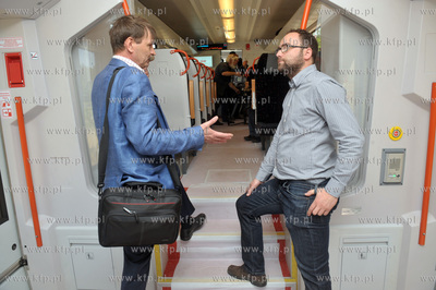 Pierwszy probny przejazd z pasazerami i i prezentacja...