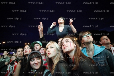 Gdansk. Mistrzostwa europy w pilce noznej. Kibice ogladaja...