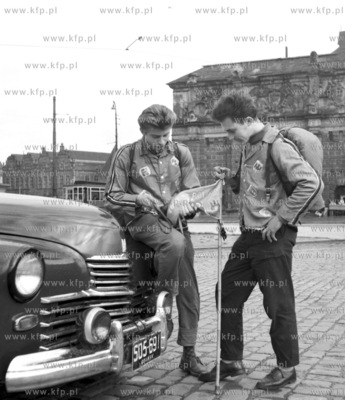 Gdansk Brama Wyzynna. Autostopowicze przed wyjazdem...