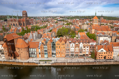 Zakończenie przebudowy Długiego Pobrzeża w Gdańsku....