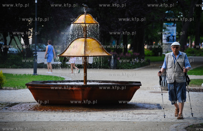 Sopot. Grzybek Inhalacyjny. 13.07.2011 fot. Mateusz...