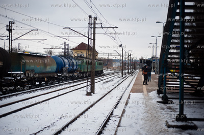 Gdansk. Zaspa. Wykolejenie pociagau towarowego przewozacego...