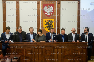 Gdańsk. Sala Herbowa Urzędu Marszałkowskiego. Podpisanie...