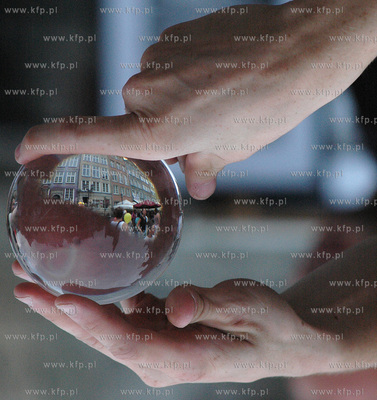 Jarmark Dominkanski w Gdansku. Kamil z Ostrody zongluje...