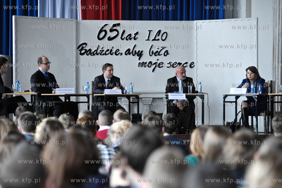 Debata z kandytadami na prezydenta miasta Gdansk w...