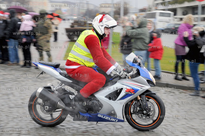 IX Zlot Mikolajow na Motocyklach w Trojmiescie. Na...