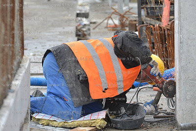 Gdynia. Na terenie sasiadujacym z apartamentowcem Sea...