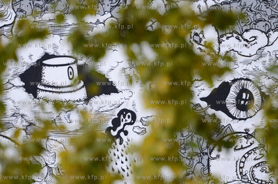 Gdynia. Murale w srodmiesciu miasta m. in. przy ul....