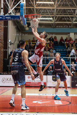 Słupsk , Hala Gryfia. Mecz koszykówki Grupa Sierleccy...