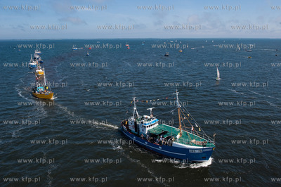 Morska Pielgrzymka Rybakow w Pucku na odpust Sw Piotra...