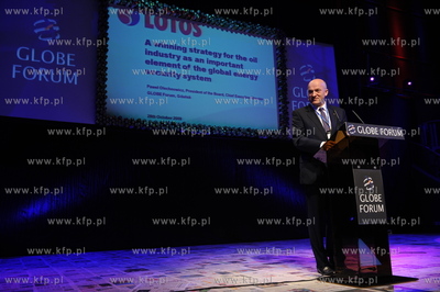 Gdansk, GLOBE FORUM 2009. Nz Pawel Olechnowicz - prezes...