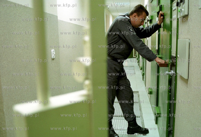 Nowy oddzial dla szczegolnie niebezpiecznych przestepcow...