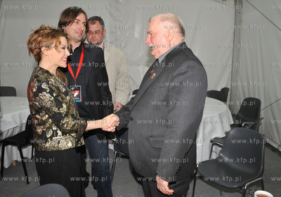 Gdansk. Stocznia. Koncert Zaczelo Sie W Polsce bedacy...