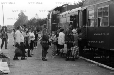 Dworzec PKP we Wladyslawowie na Kaszubach. 10.1991...