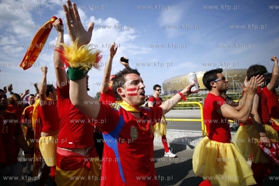 Gdansk Arena. Kibice wchodza na mecz mistrzostw europy...