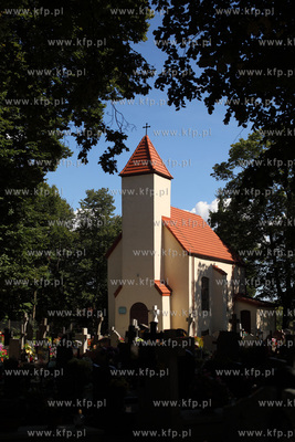 Zukowo. Cmentarz.
29.08.2014
fot. Krzysztof Mystkowski...