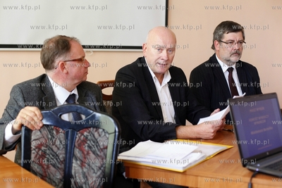 Gdansk.Not. Konferencja prasowa Komitetu Wyborczy Wyborcow...