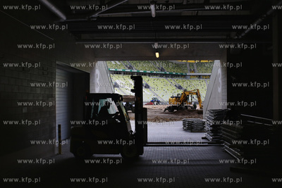 Wymiana murawy na Stadion Energa Gdańsk.
18.07.2016
fot....