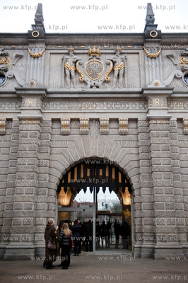 Gdansk. Konferencja prasowa i przeciecie wstegi przez...