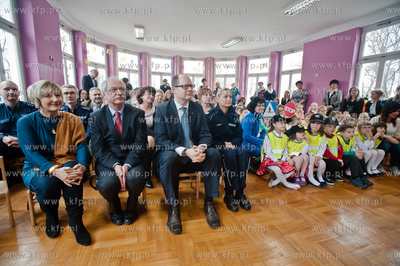 Gdansk. Przedszkole nr 31. Uroczystosc przekazania...