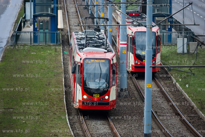 Gdansk Tramwaje ZKM na Al. Armii Krajowej.
19.04.2013
fot....
