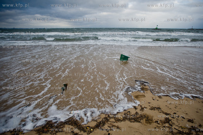 Ggansk. Gorki Zachodnie. Wysoka fala i calkowicie zalana...