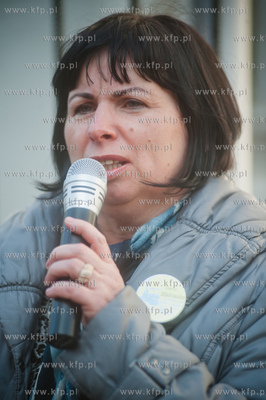 Gdansk. Pikieta osob solidarnych z Ukraina, zorganizowana...