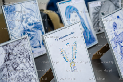 Plac Przyjaciół Sopotu. Przejście przez symboliczne...