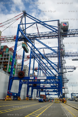 Do DCT Gdańsk zawinął największy kontenerowiec...