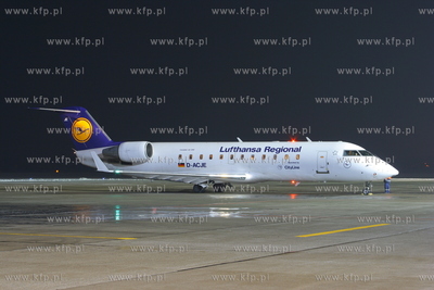 Gdansk , Rebiechowo Nz.Canadair RJ 200 Lufthansa CityLine
07.01.2006
Sebastian...