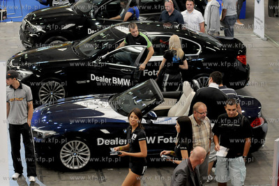 Trojmiejskie Targi Motoryzacyjne w hali wystawienniczej...