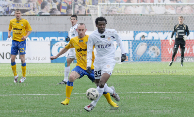 Kolejny raz przy pustych trybunach z powodu nalozonego...