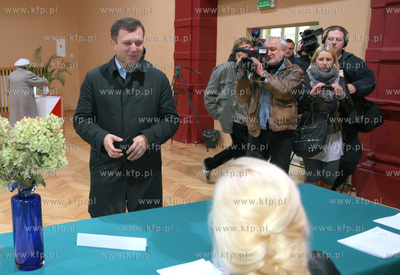 Wybory samorzadowe 2010 w Sopocie. Gimnazjum nr 2 w...