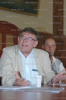 Jerzy Malek, zalozyciel, prezes firmy Morpol SA, zajmujacej...