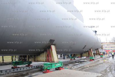 Transport okretu podwodnego typu Kobben o wadze 370...