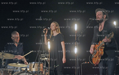 Gdanski Teatr Szekspirowski. Gdansk. Koncert Smolik...