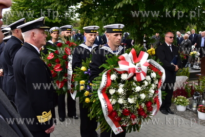 Gdynia, cmentarz Marynarki Wojennej na Oksywiu
Pogrzeb...
