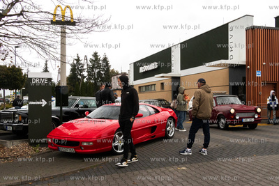 Klasyczne Blokowanie Restauracji McDonalds w Pruszczu...