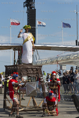 Red Bull Konkurs Lotów w Gdyni. Nz. drużyna "Ci Wredni...