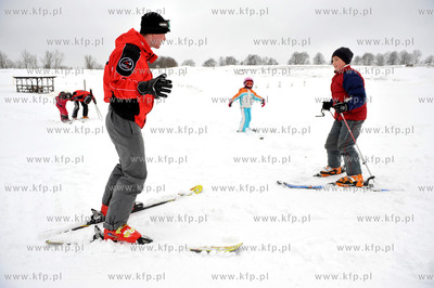 Stok narciarski w Przywidzu na Kaszubach. Na miejscu...