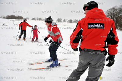 Stok narciarski w Przywidzu na Kaszubach. Na miejscu...
